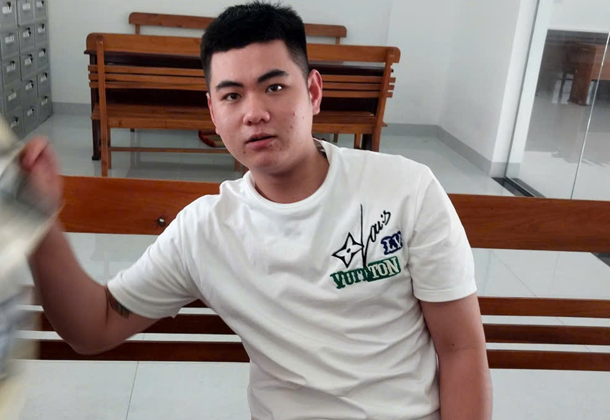 Lời khai của nam thanh niên đâm bạn gái tử vong trên vỉa hè ở TPHCM.jpg