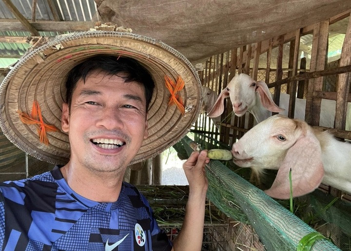 Danh hài đóng một phim mua được cả miếng đất, U60 sở hữu cơ ngơi bạc tỷ - 4