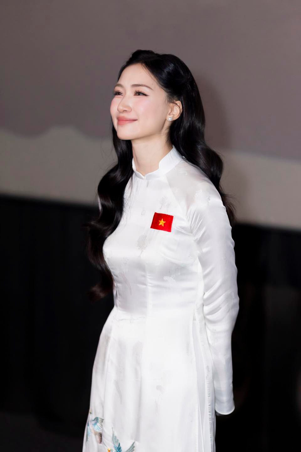 Hòa Minzy khiến người hâm mộ tự hào - Ảnh 4.