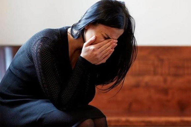 Lấy chồng&nbsp;ở tuổi 42 mẹ chồng ngày nào cũng khen con dâu cũ chồng nói câu này khiến tôi muốn ly hôn