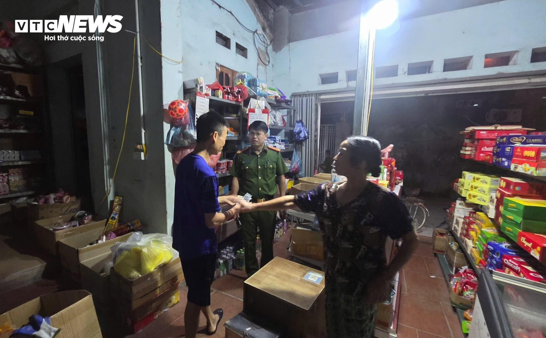 Lũ vượt lịch sử trên sông Cầu, hàng nghìn người đắp đê bối ở Bắc Ninh - 6