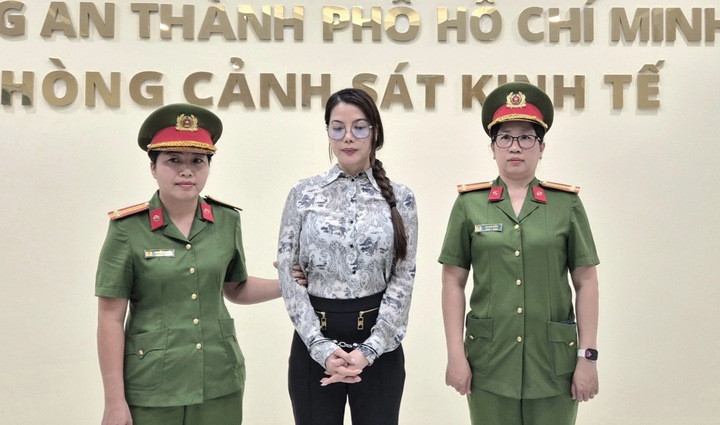 Trương Ngọc Ánh vướng vòng lao lý.