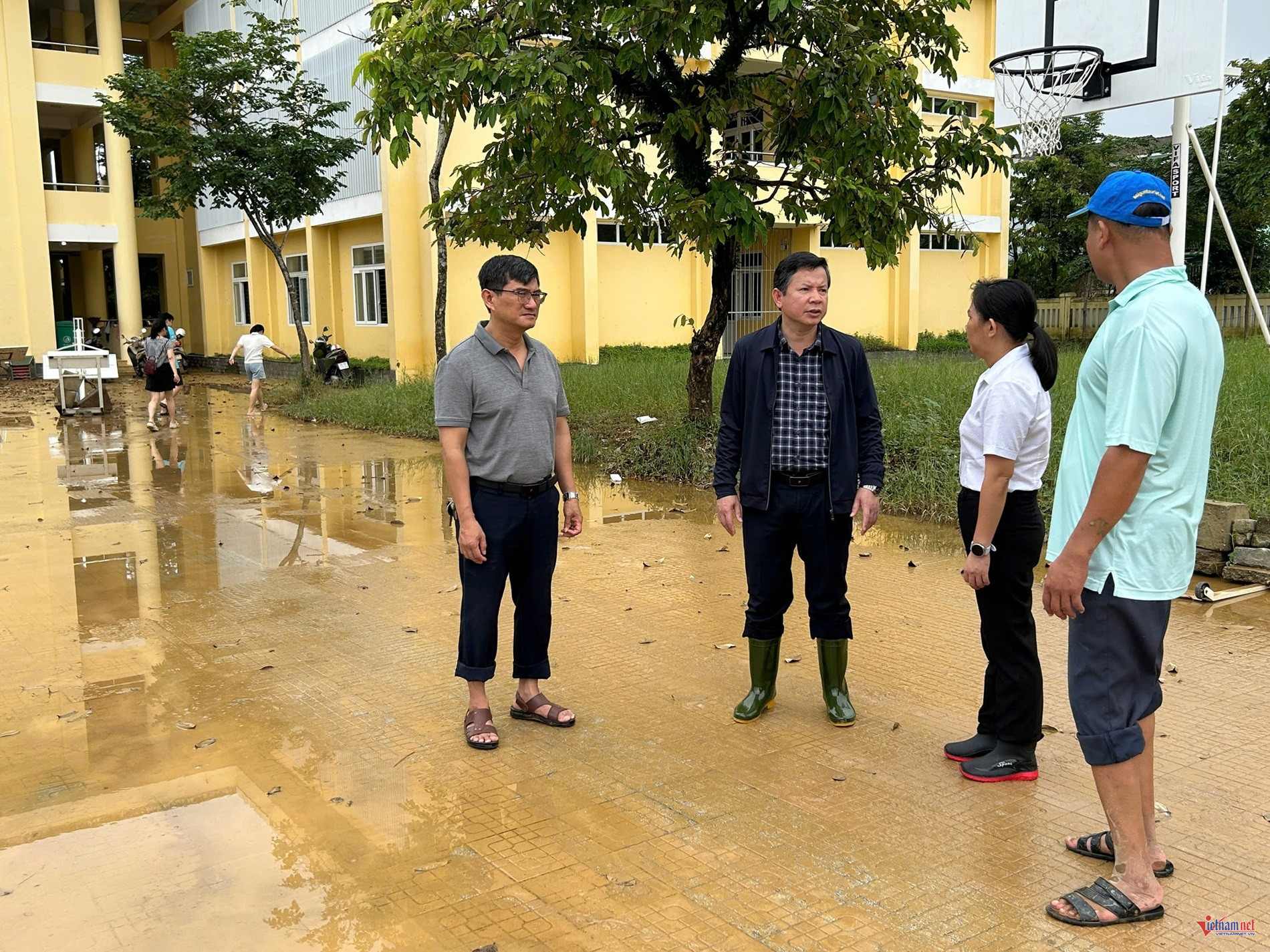 W-Dọn trường (2).jpg