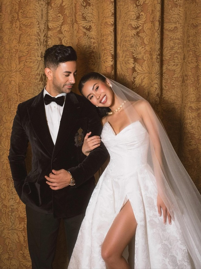 Thái độ gây xôn xao của gia đình tỷ phú Johnathan Hạnh Nguyễn với chàng rể mới người Dubai