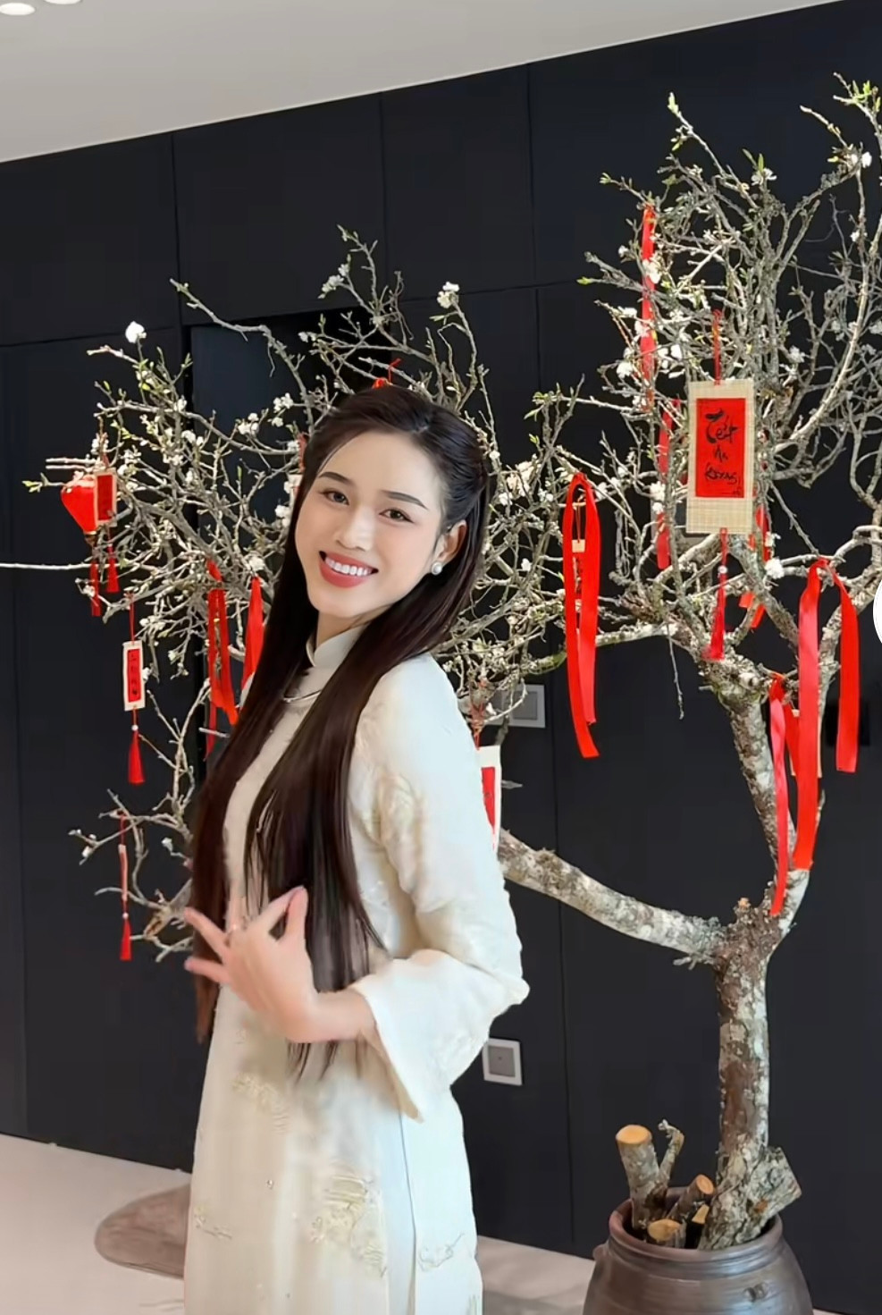 Ảnh hiếm về căn hộ hạng sang vợ chồng Hoa hậu Đỗ Thị Hà sẽ ở sau đám cưới bạc tỷ