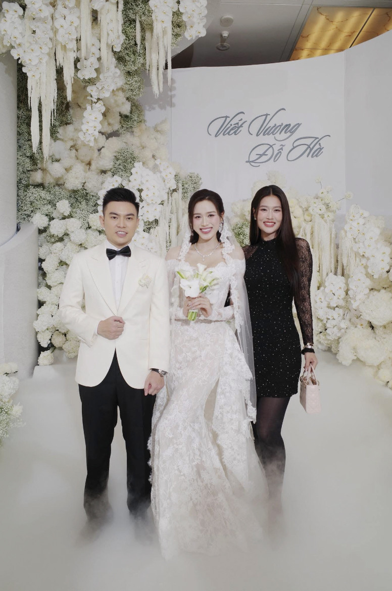 Ảnh hiếm về căn hộ hạng sang vợ chồng Hoa hậu Đỗ Thị Hà sẽ ở sau đám cưới bạc tỷ