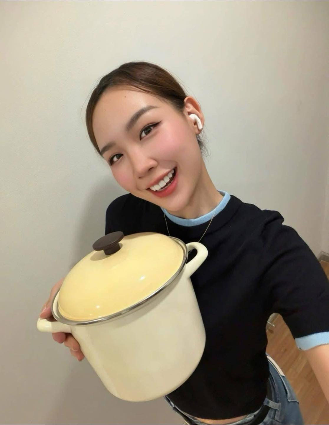 Bật ngửa món quà cưới độc lạ của Hoa hậu Bảo Ngọc dành cho Đỗ Thị Hà