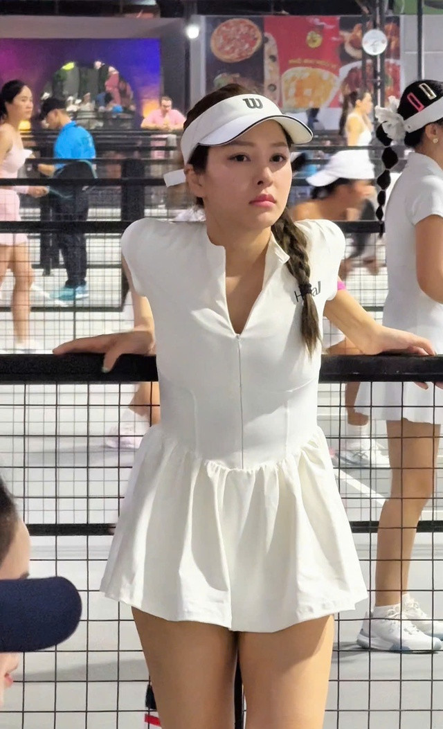 Giật mình diện mạo hiện tại của hot girl Trâm Anh sau thời gian dài mất tích trên MXH