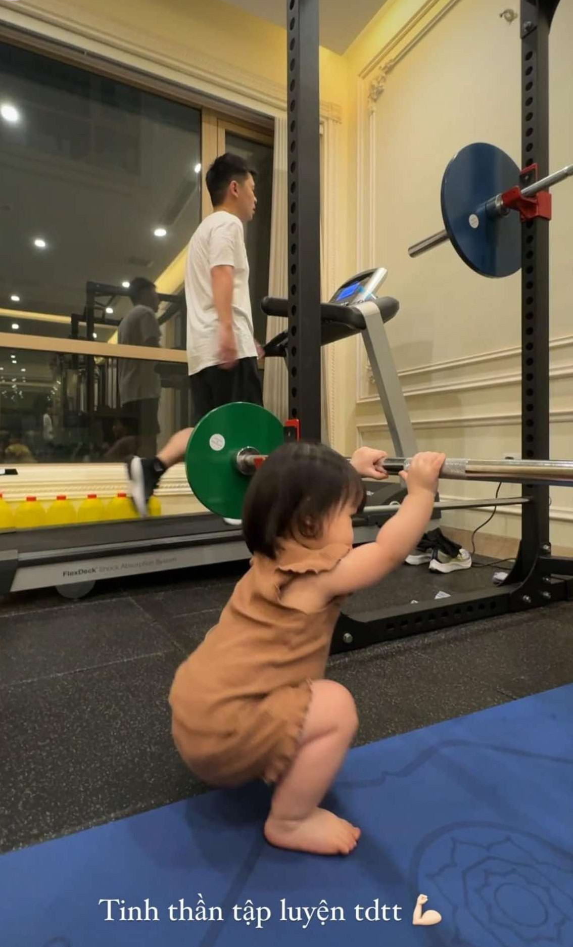 Ảnh cận mọi ngóc ngách trong căn biệt thự trăm tỷ của nhà chồng Đỗ Mỹ Linh