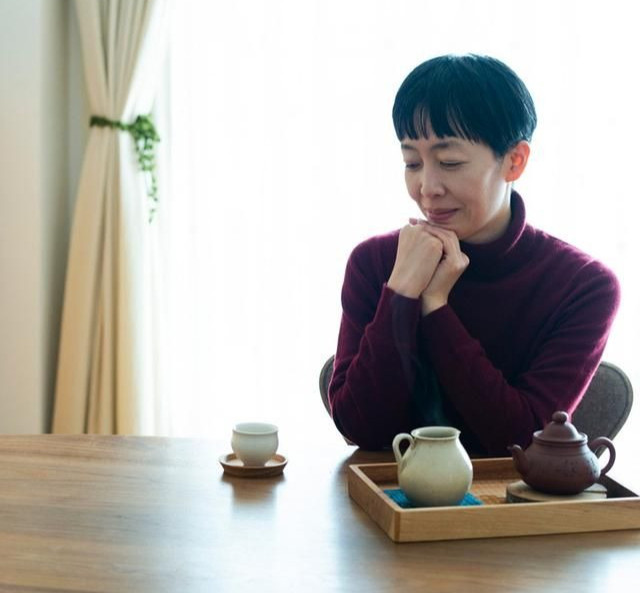 Tiết kiệm cả đời để rồi khổ tuổi già: 4 bài học đắt giá cho người đã nghỉ hưu - Ảnh 1.