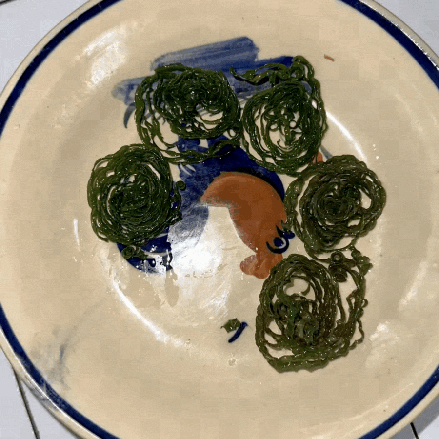 Trào lưu mukbang với lá chuối chiên giòn: Hương vị có thật sự đáng thử? - Ảnh 7.