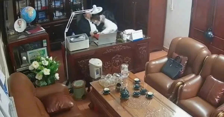 Hình ảnh nhạy cảm được lan truyền trên mạng xã hội.