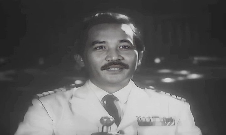 Mã Trung đóng vai một sĩ quan trong