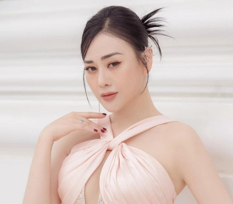 Hình ảnh mới nhất của Phương Oanh sau một thời gian dài ở ẩn