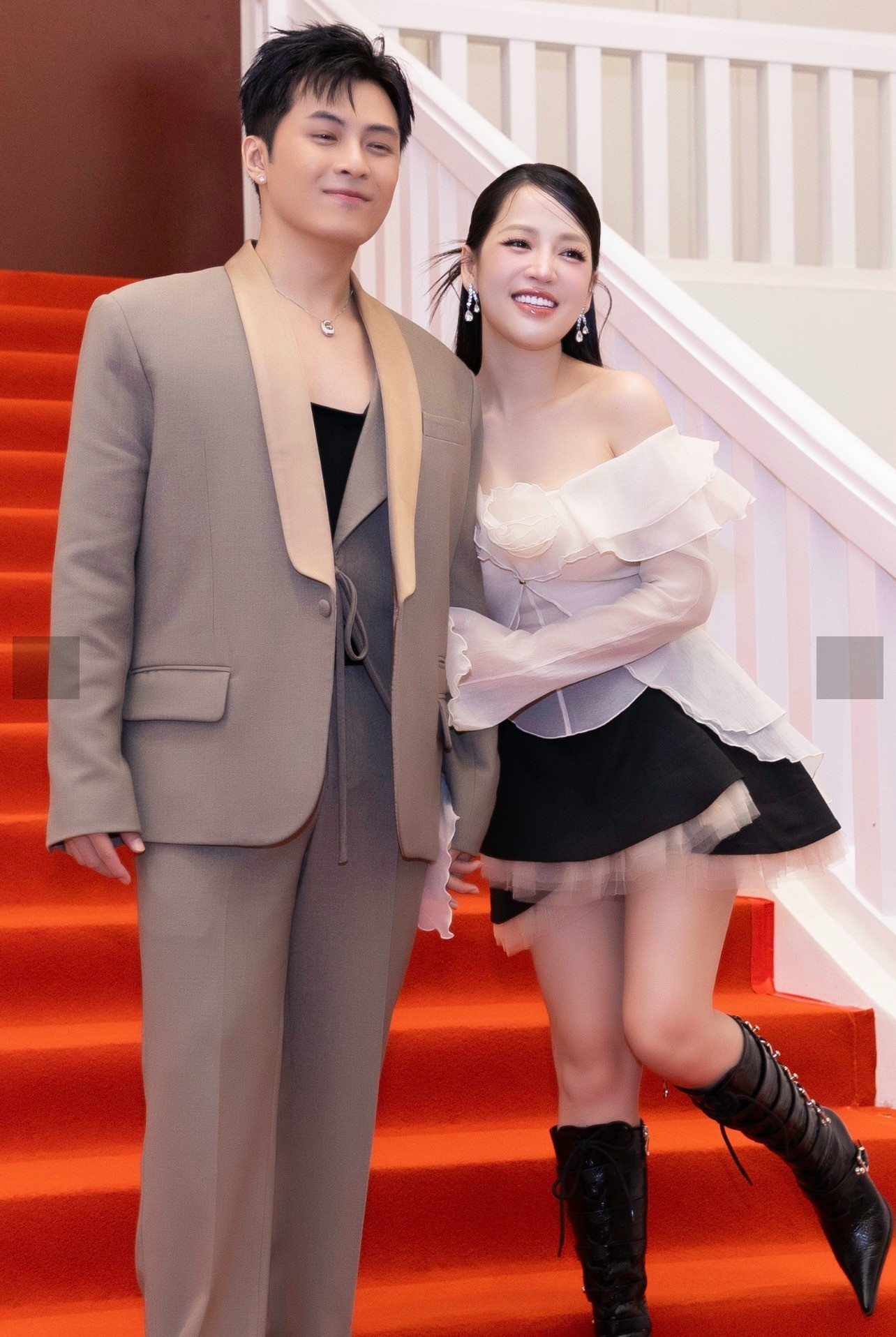 Puka lần đầu diện bikini khoe vóc dáng giảm 16kg sau chưa đầy 1 năm sinh con