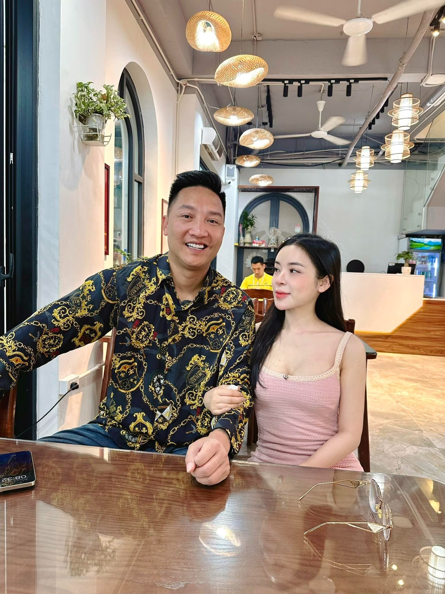 Thông báo mới liên quan đến Huấn Hoa Hồng gây bão MXH