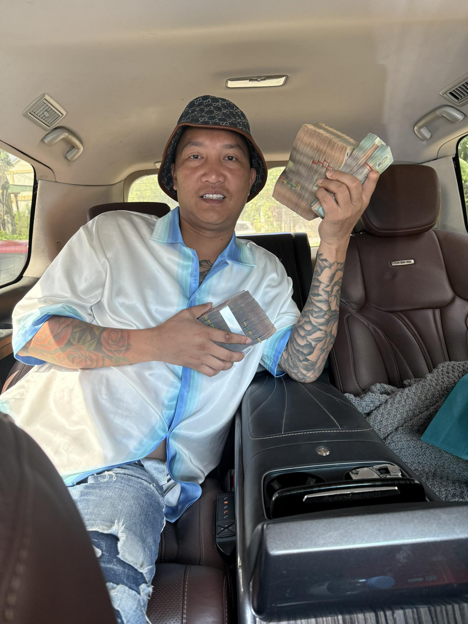 Thông báo mới liên quan đến Huấn Hoa Hồng gây bão MXH