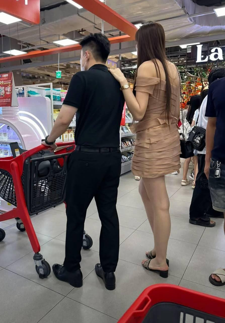 Hoa hậu Đỗ Thị Hà say xỉn được chồng chăm sóc doanh nhân chiều vợ hết nấc là đây