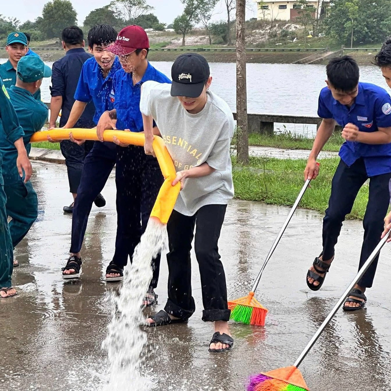 Jack ra sao sau khi bị cấm diễn 9 tháng