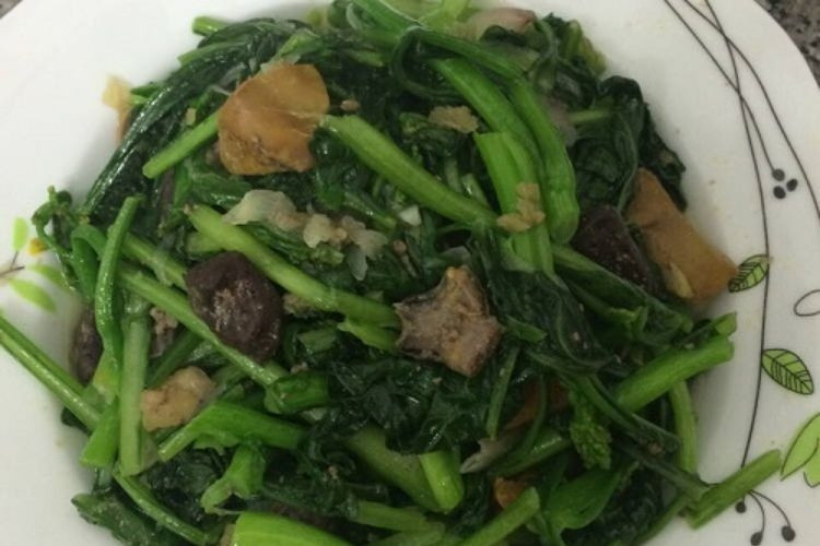 Loại rau giúp xương chắc khỏe, hỗ trợ phòng ngừa ung thư, bán đầy ở chợ Việt, chế biến nhiều món ngon - Ảnh 7.