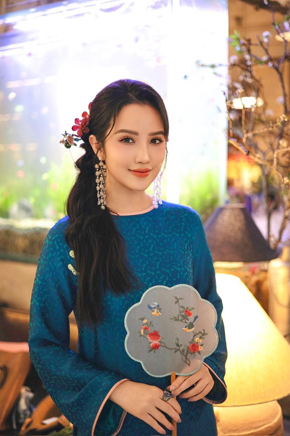 Thiếu gia Phan Thành hiếm hoi lộ diện tại tiệc sinh nhật xa hoa của bà xã Primmy Trương