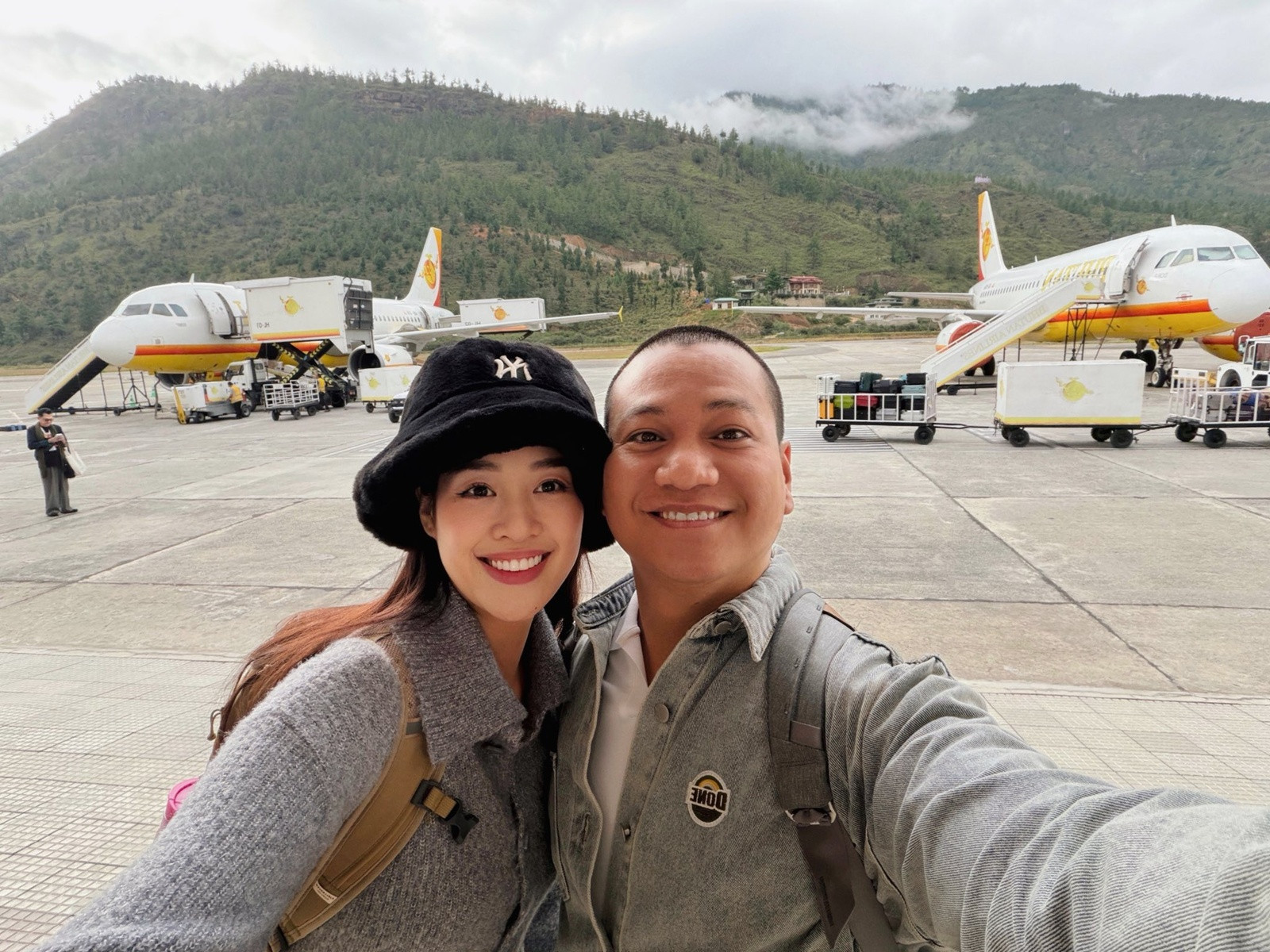 Chồng hơn 17 tuổi của Hoa hậu Khánh Vân nói gì về chuyện sinh con mà được khen hết lời