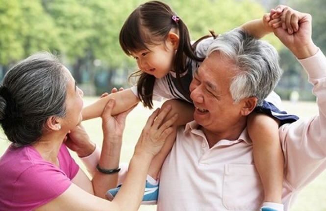 3 điều tuyệt đối tránh sau khi nghỉ hưu để gia đình luôn hạnh phúc, con cháu luôn tôn trọng - Ảnh 1.