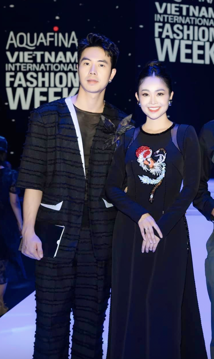 MC Thùy Linh lộ diện xinh đẹp trong thai kỳ, sắc vóc khiến fan xuýt xoa - Ảnh 8.