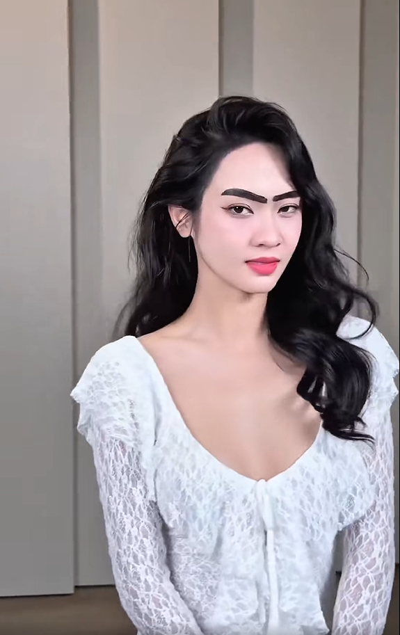 Vũ Thúy Quỳnh trùng tu nhan sắc hậu công khai yêu chồng cũ Diệp Lâm Anh