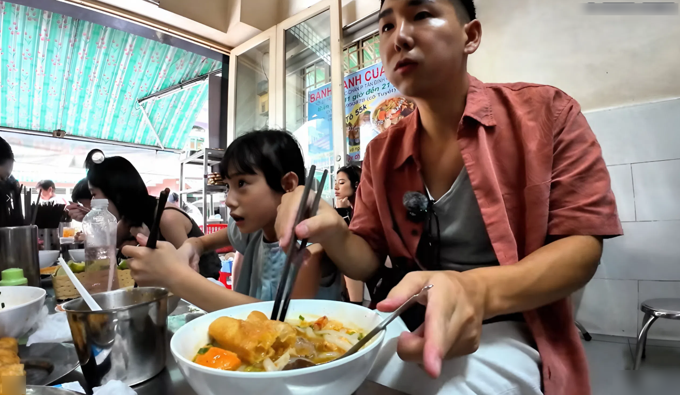 bánh canh cua 02.png