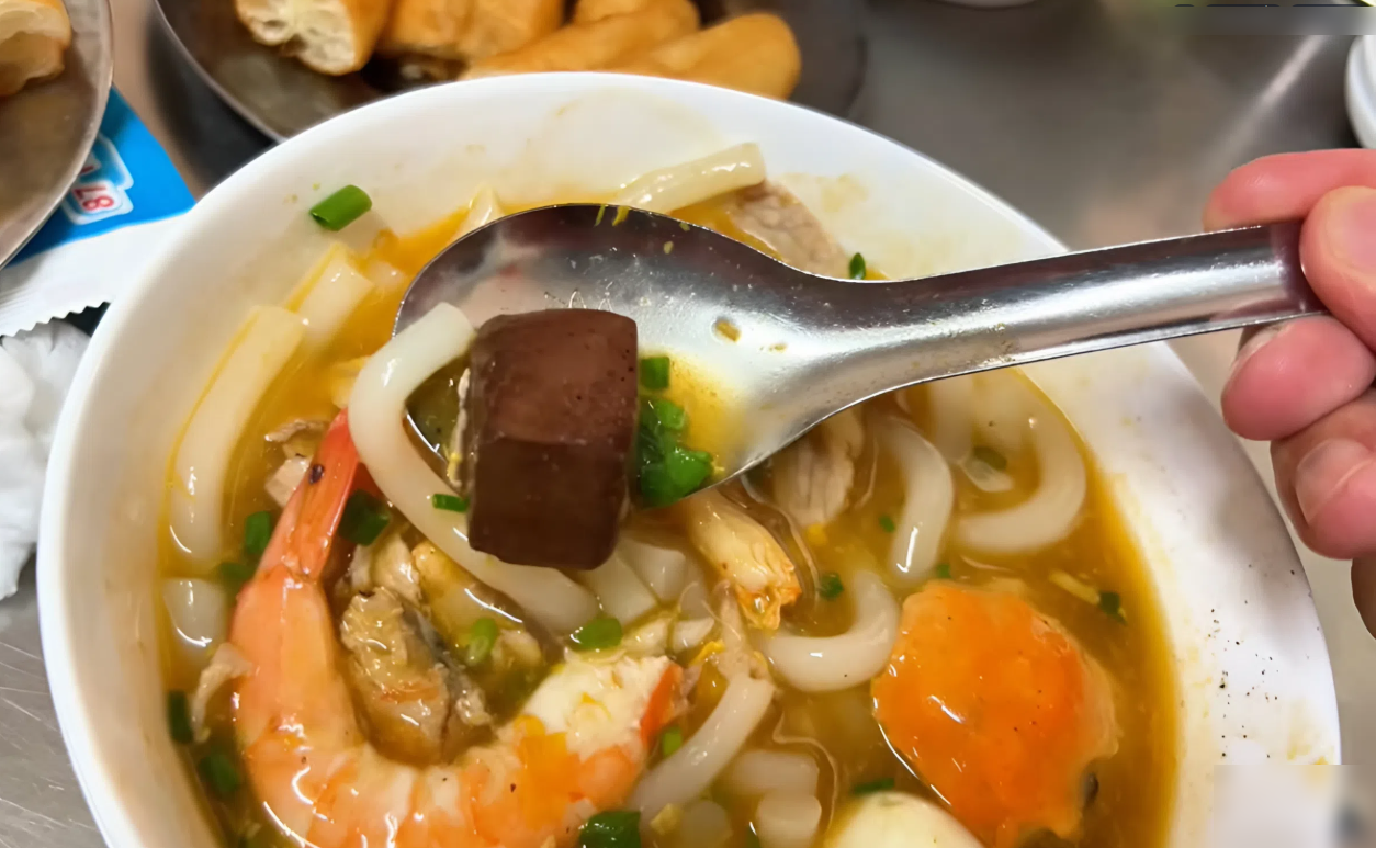 bánh canh cua 0