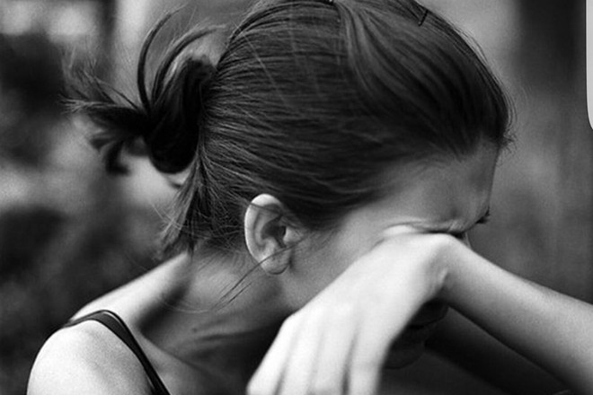 Nỗi đau bị phản bội rất khó để buông bỏ không phải vì bạn không đủ mạnh mẽ mà vì lý do này