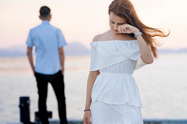 Tôi đang phải 'trả nghiệp' vì bỏ người yêu trong lúc nhập viện cấp cứu? - Ảnh 2.