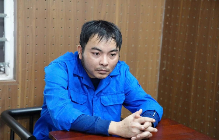 Tạ Minh Châu tại cơ quan công an.