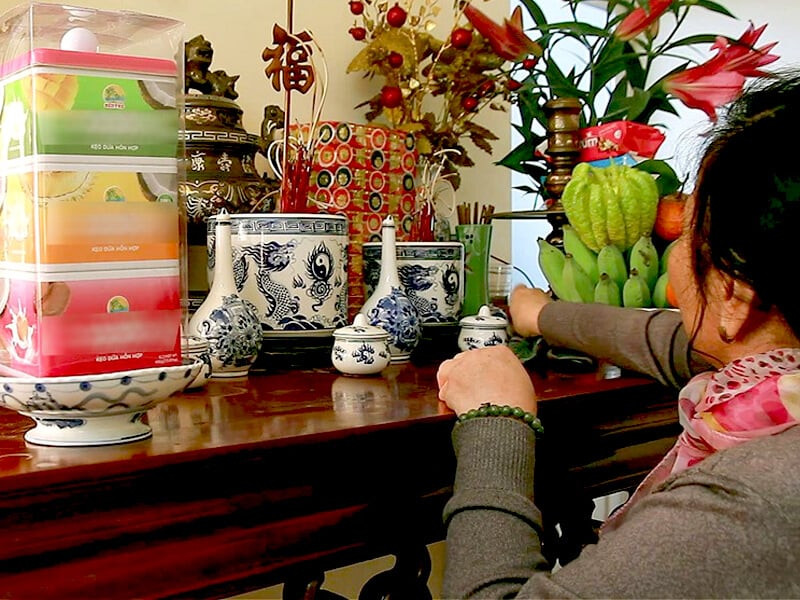 Lau dọn bàn thờ gia tiên vào ngày nào là tốt nhất? - Ảnh 2.