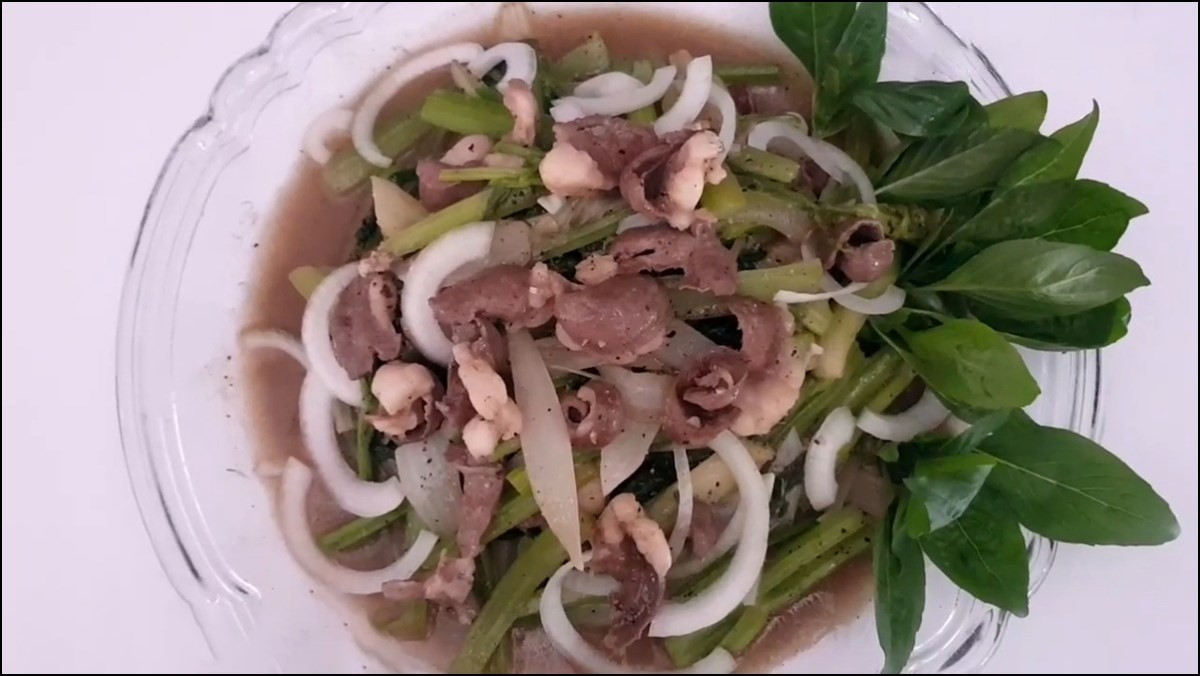 Loại rau có công dụng đặc biệt hỗ trợ ngừa ung thư, bán đầy chợ Việt, chế biến thành nhiều món ngon - Ảnh 4.