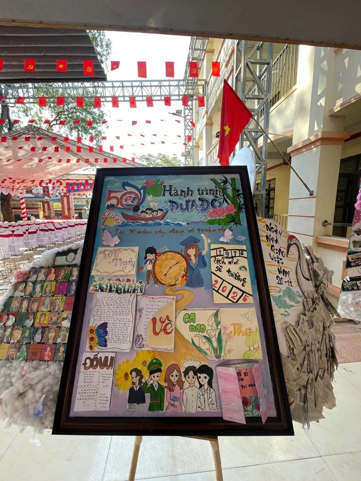 Loạt báo tường gây sốt dịp 20/11, học sinh khoe tài cực chất - 3