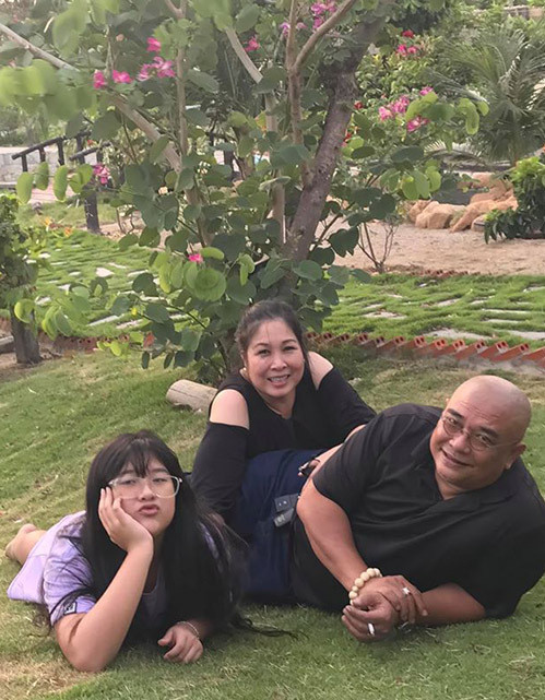 NSND Hồng Vân và Lê Tuấn Anh: Hạnh phúc bên tổ ấm tuổi U60 - Ảnh 19.