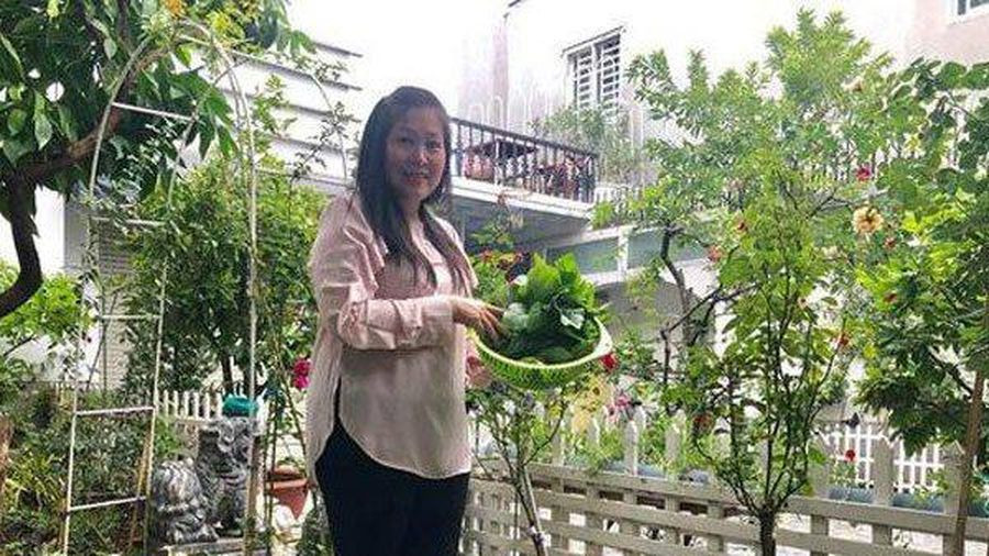 NSND Hồng Vân và Lê Tuấn Anh: Hạnh phúc bên tổ ấm tuổi U60 - Ảnh 20.