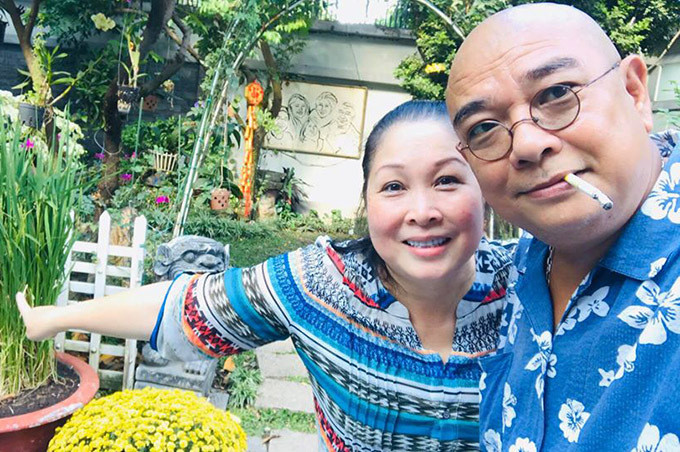 NSND Hồng Vân và Lê Tuấn Anh: Hạnh phúc bên tổ ấm tuổi U60 - Ảnh 18.