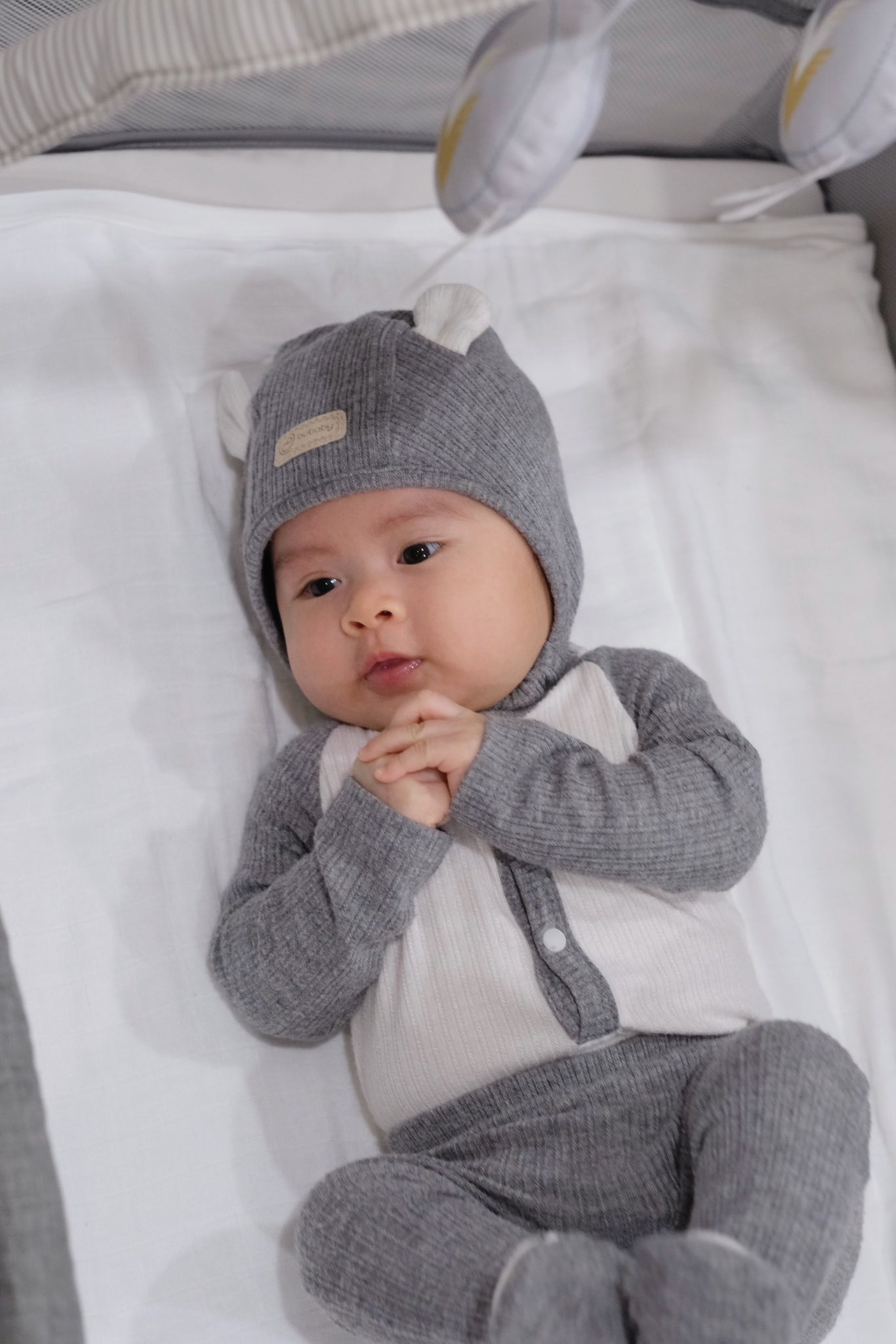 Ngọc Hân 'lịm tim' với biểu cảm dễ thương của con trai gần 3 tháng tuổi - Ảnh 5.