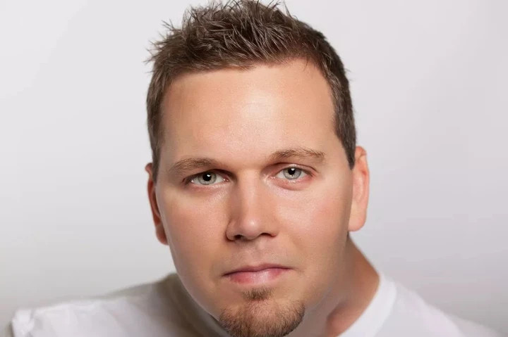 Phép màu cứu sống người đàn ông bị chôn sống trong tuyết.