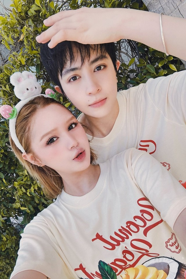 Loạt ảnh chụp bằng cam thường của Xoài Non ở Hàn Quốc