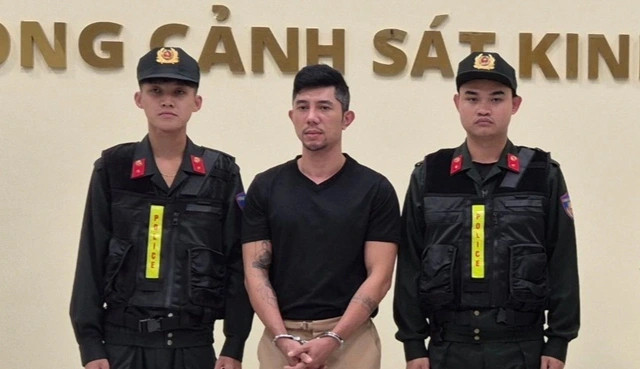 5 gương mặt đình đám bị bắt trong tháng 10 khiến cả MXH dậy sóng