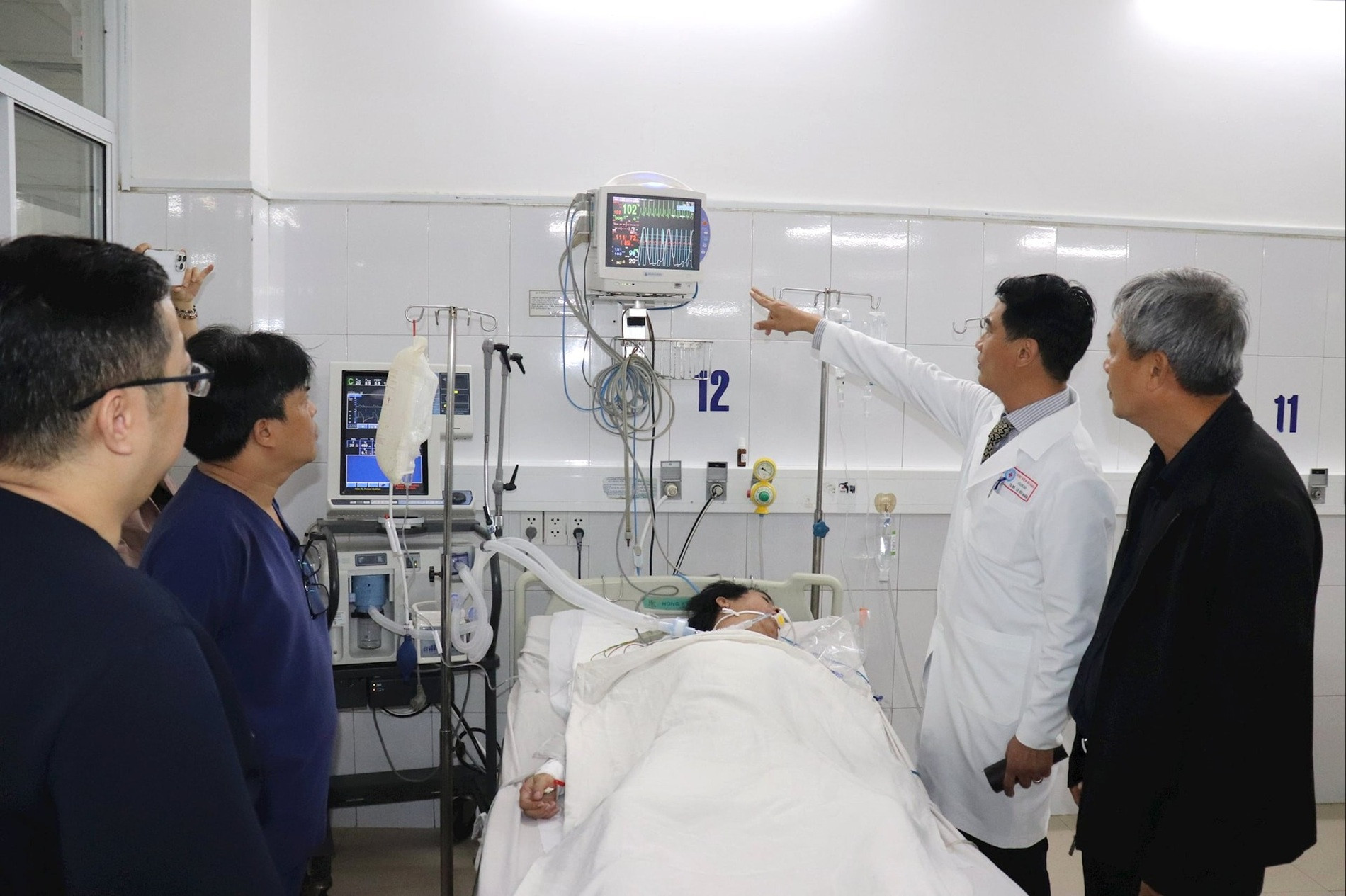 bệnh nhân ngạt khí.jpg