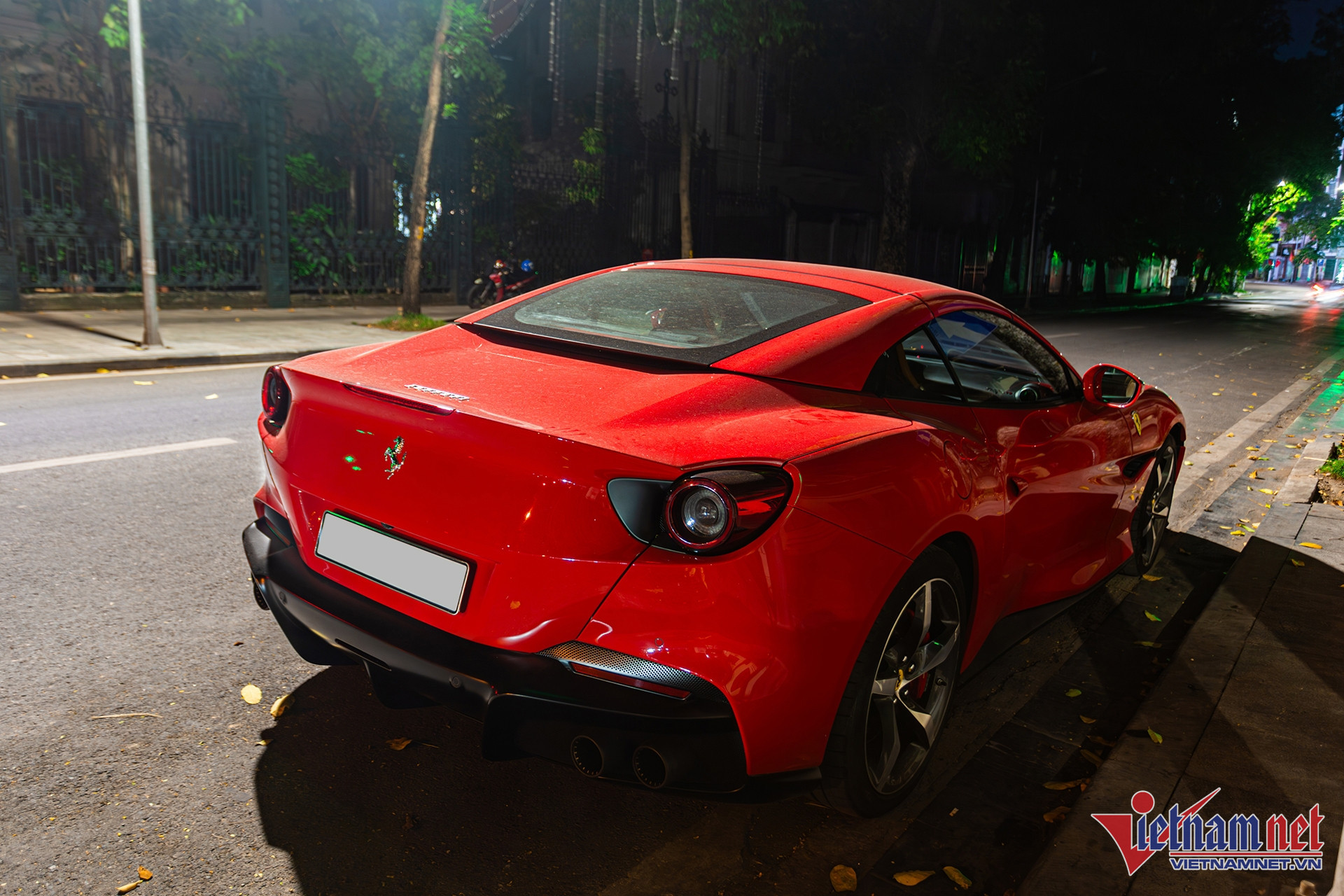 W-ferrari portofino 6.jpg