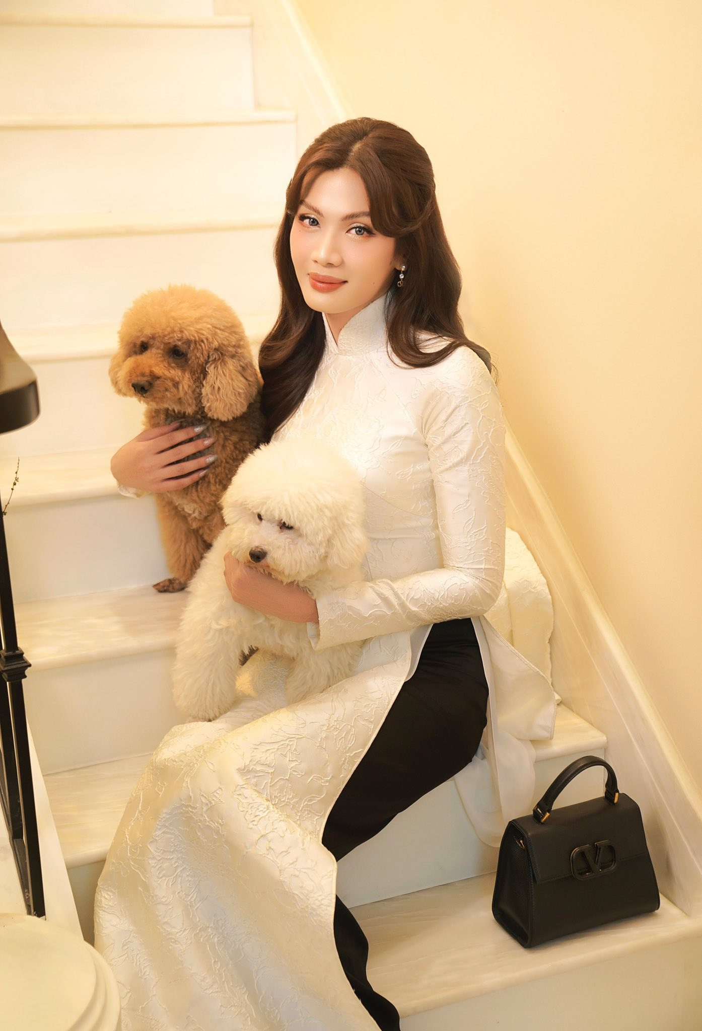 Luna Đào trở thành giảng viên thỏa ước mơ làm cô giáo