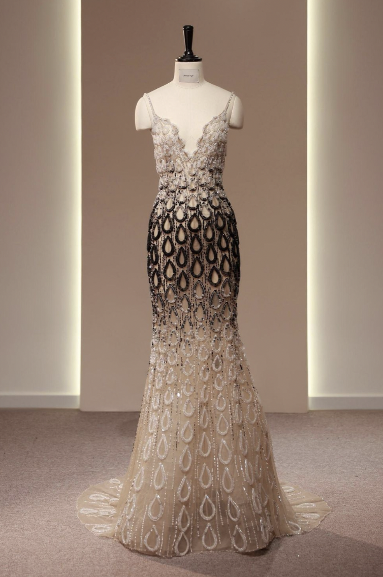 Hương Giang tỏa sáng tại Miss Universe 2025: Trang phục gây tranh cãi trước chung kết - Ảnh 8.