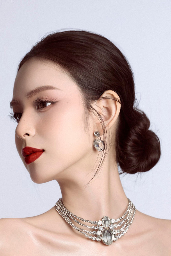 Mỹ nhân quê Ninh Bình vừa làm đám cưới với chồng thiếu gia khoe nhan sắc mừng sinh nhật - Ảnh 2.