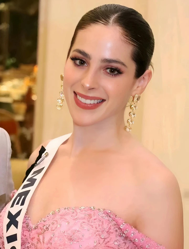 Ở vòng thi quyết định, Fátima Bosch nhận được câu hỏi: “Theo quan điểm của bạn, đâu là những thử thách để trở thành người phụ nữ của năm 2025? Bạn sẽ sử dụng danh hiệu Miss Universe thế nào để tạo sự an toàn cho phụ nữ trên thế giới?”